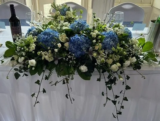 Wedding breakfast head table setting